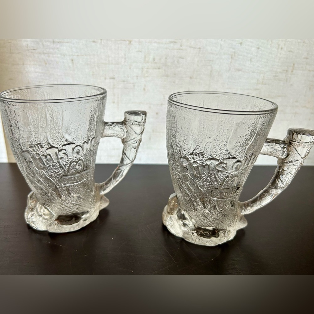2 McDonald’s 1993 “RocDonalds” Mammoth Mugs. Made in France. Flintstones movie.